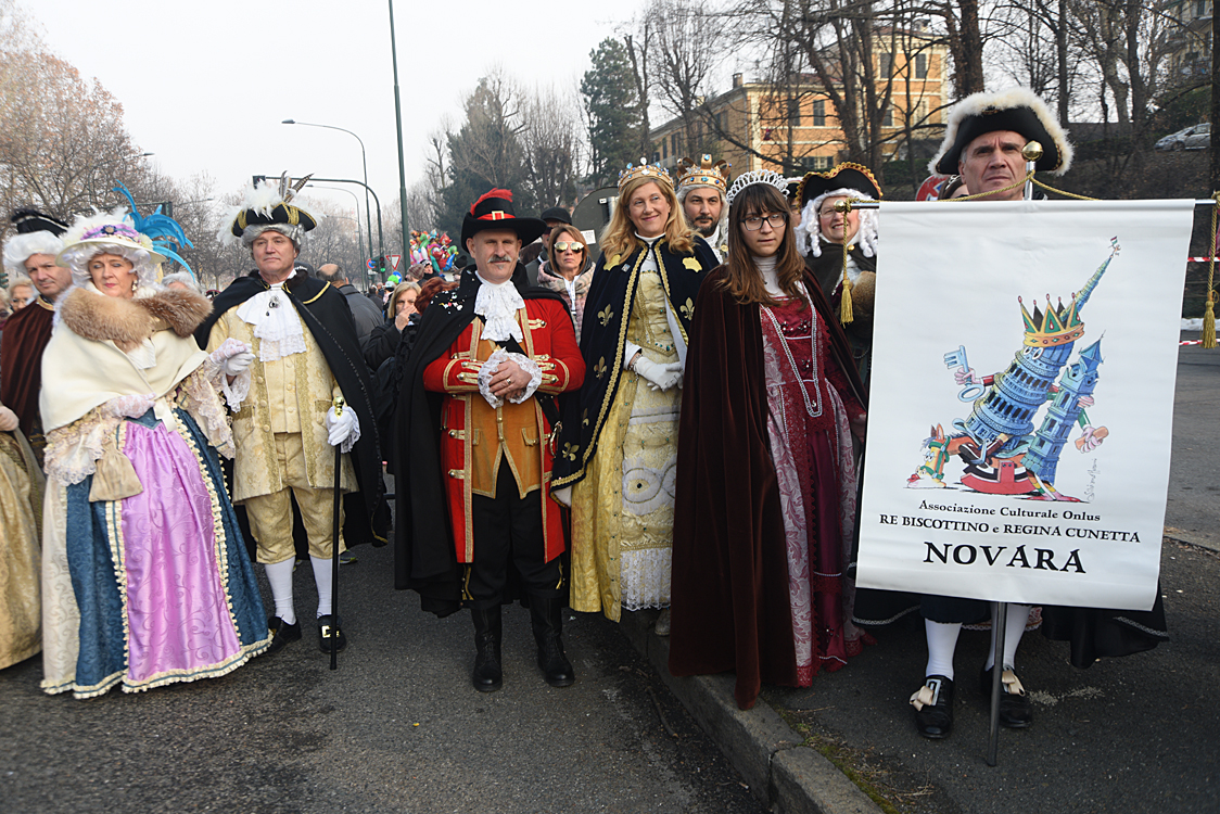 Sfilata carri Carnevale di Torino_052.jpg